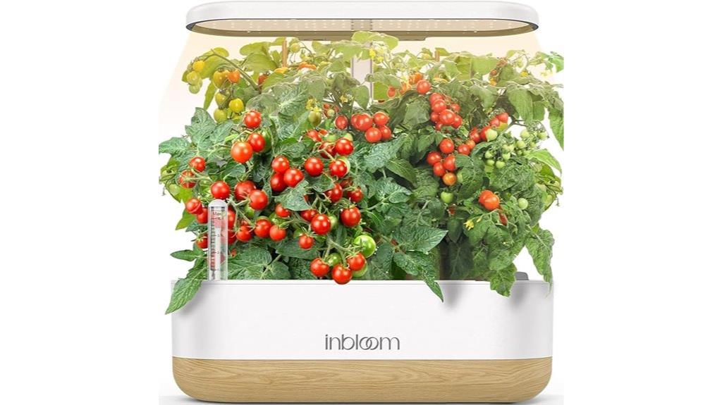 hydroponic system with pods